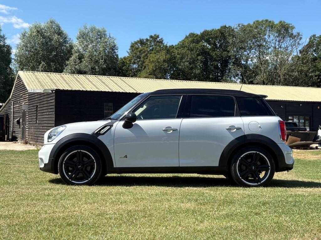 MINI Countryman 2010 - Image 8
