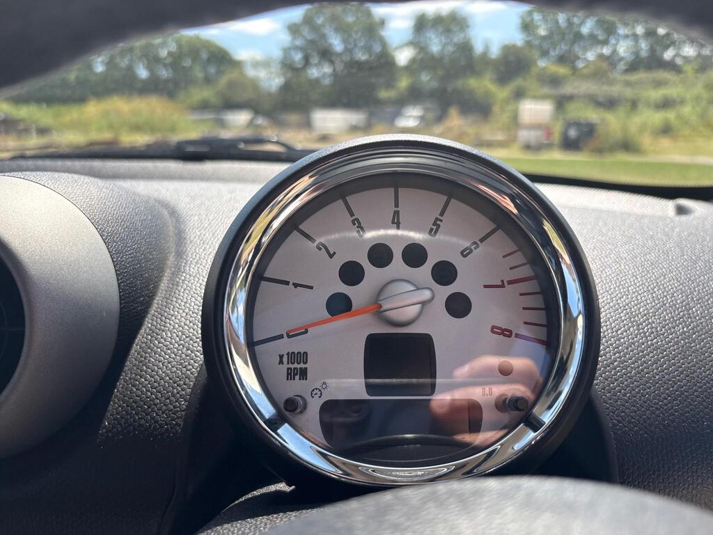 MINI Countryman 2010 - Image 11