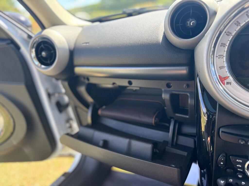 MINI Countryman 2010 - Image 10